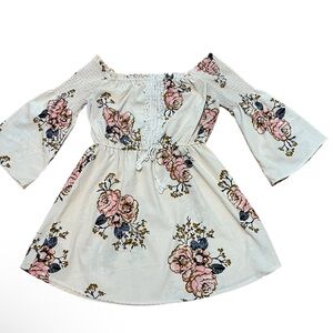 Feathers Floral Dress with bell sleeves size S small. NWT